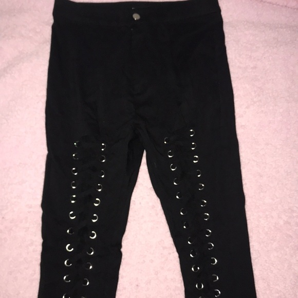Black pants - Picture 2 of 4